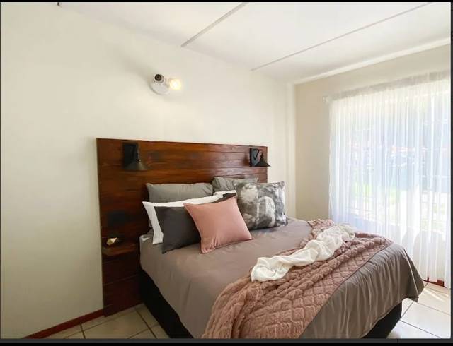2 BEDROOM APARTMENT FOR SALE IN COMET